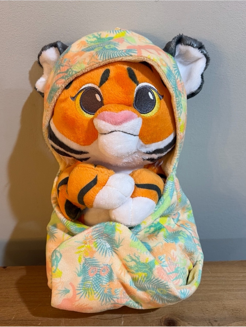 Disney Parks Animal Kingdom Baby Tiger Cub Hoodie Pouch Blanket 10" Plush Doll